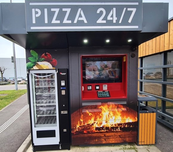 LA TROPEZIENNE